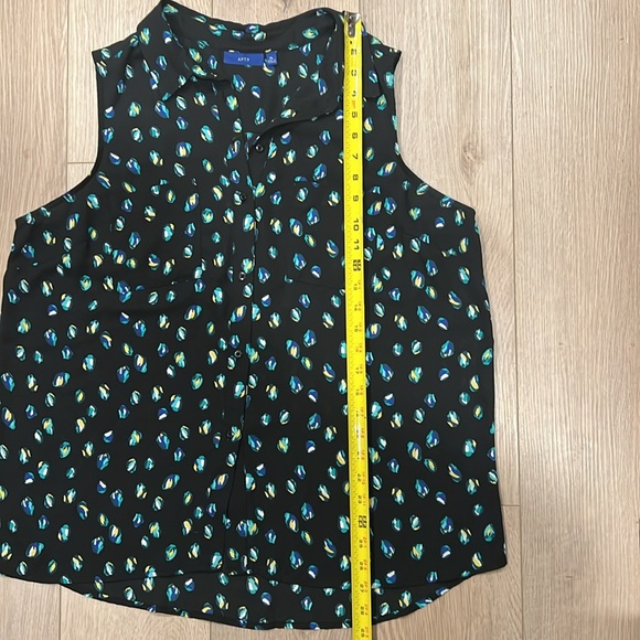 Apt. 9 Button Down Tank Top - Picture 3 of 8